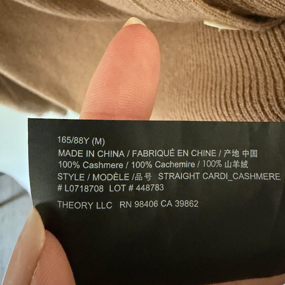Theory Long Cardigan in 100% Cashmere V Neck Old Money Quiet Luxury - Picture 6 of 6
